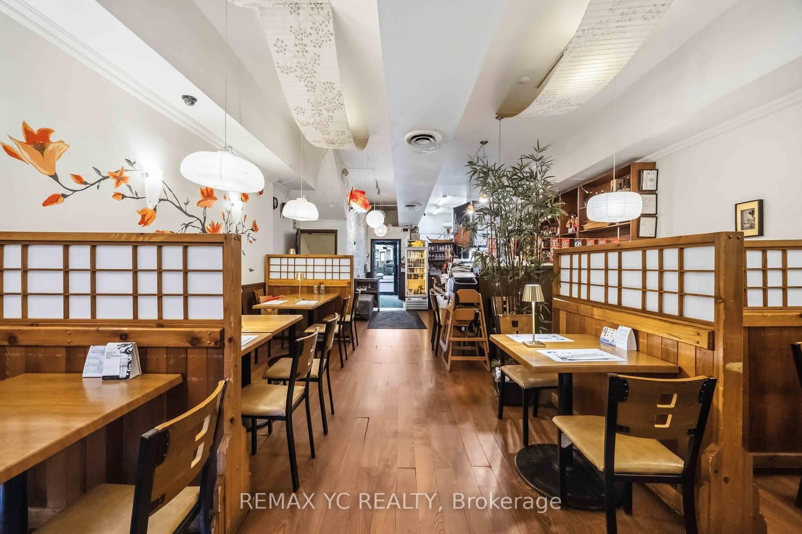 293 Roncesvalles Avenue thumbnail 4
