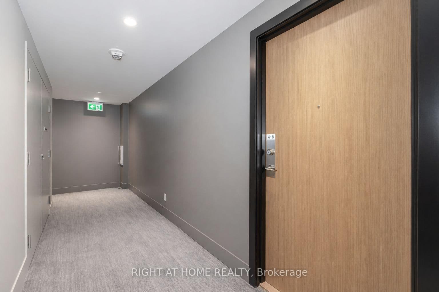1787 St Clair Avenue, Unit 418 thumbnail 4