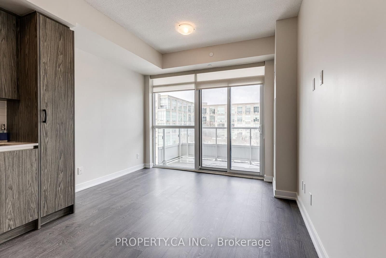 251 Manitoba Street, Unit 1111 thumbnail 10