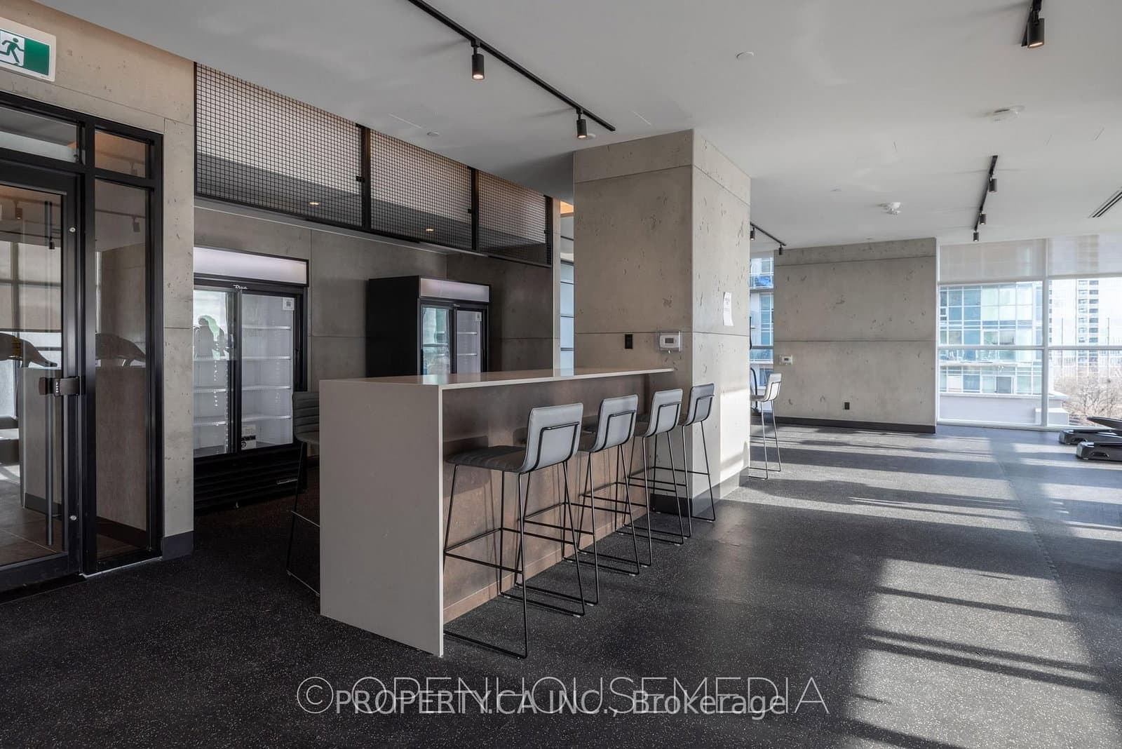 251 Manitoba Street, Unit 1111 thumbnail 31