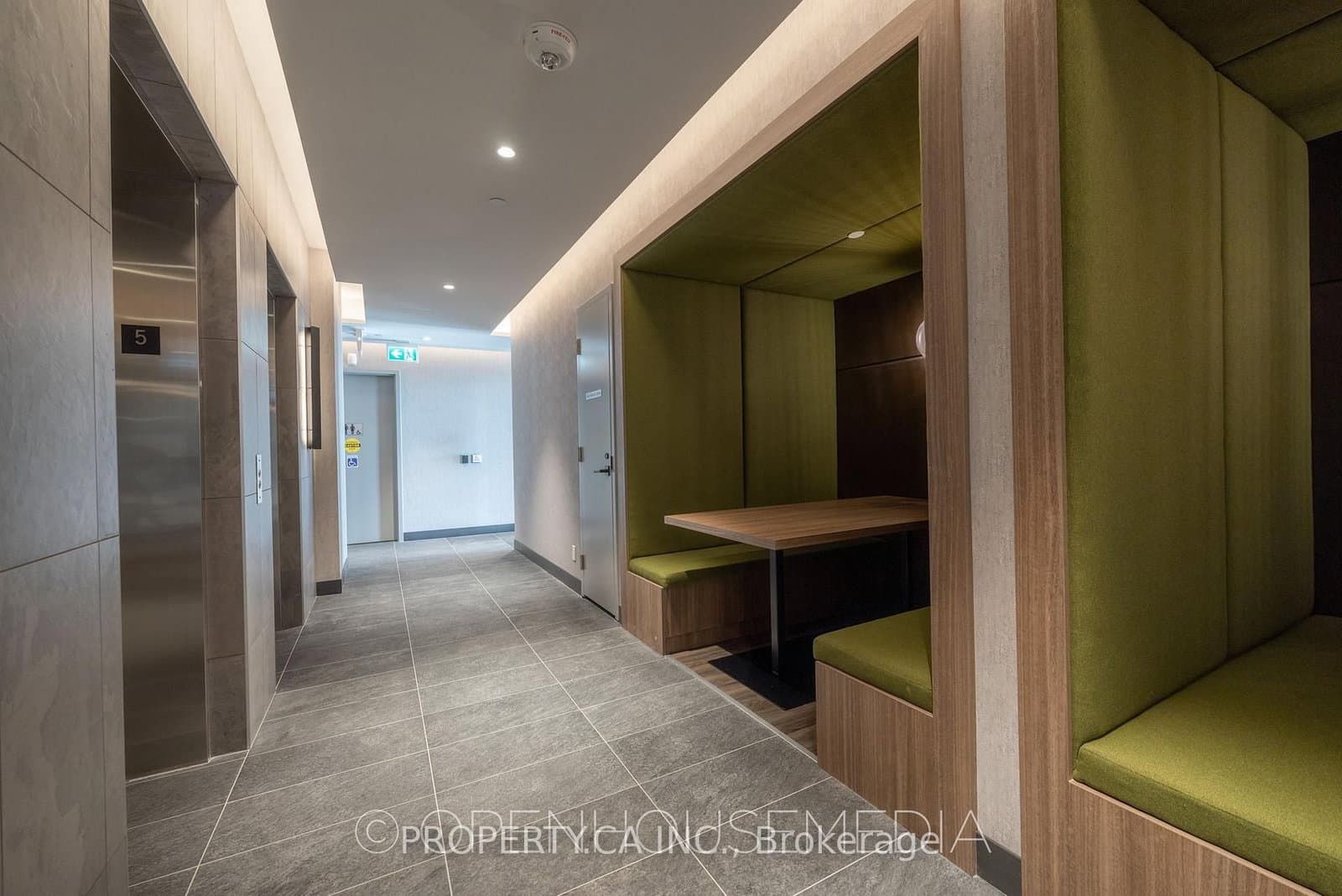 251 Manitoba Street, Unit 1111 thumbnail 40