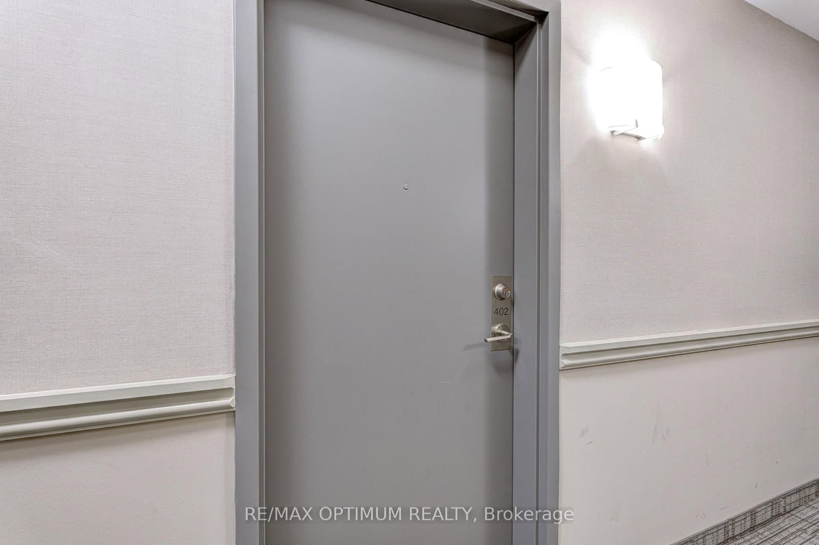 50 Sky Harbour Drive, Unit 402 thumbnail 2