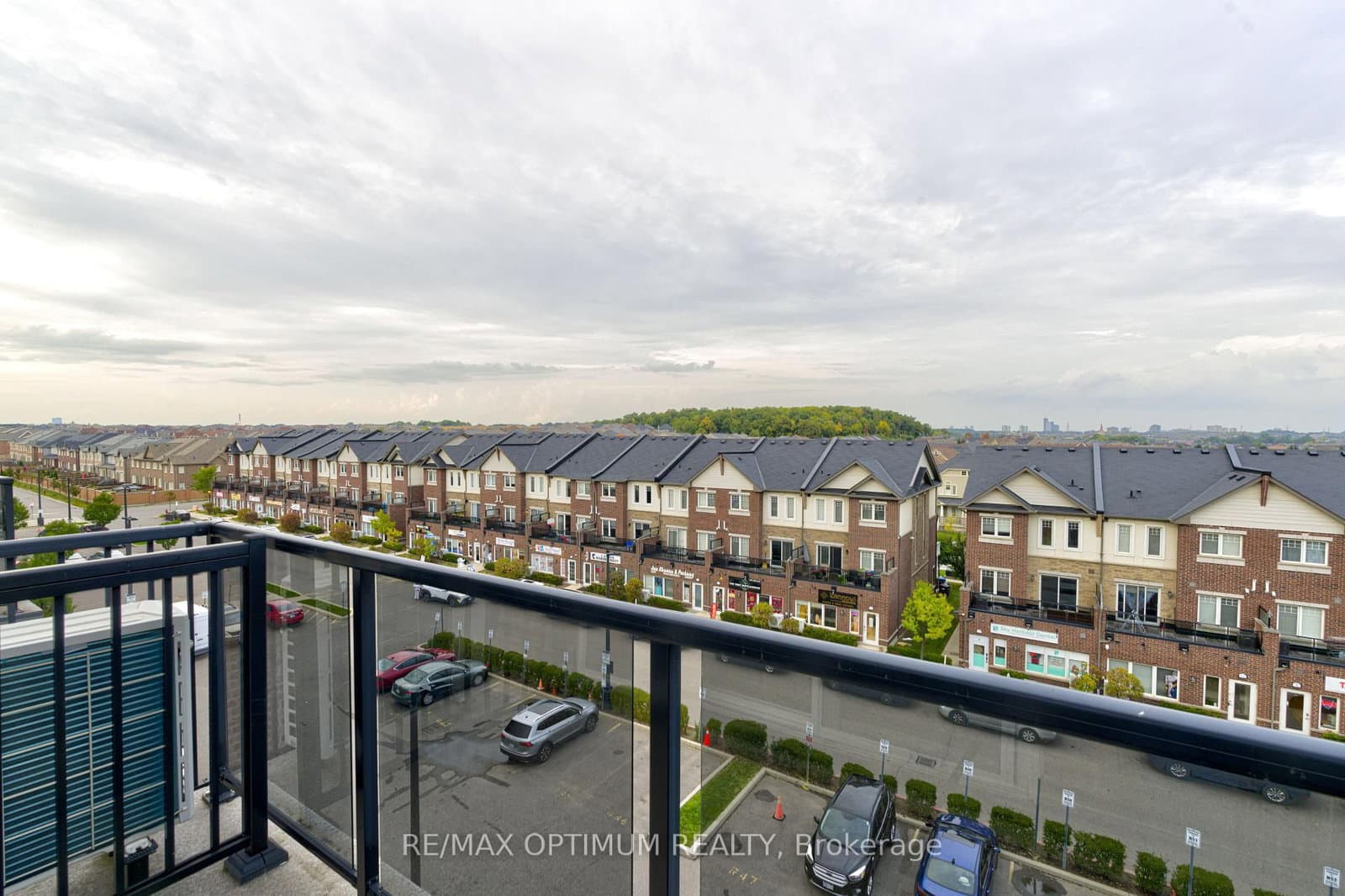 50 Sky Harbour Drive, Unit 402 thumbnail 27