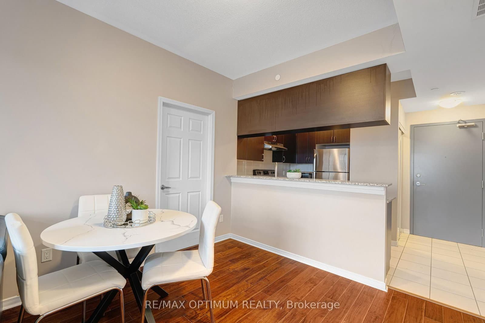 50 Sky Harbour Drive, Unit 402 thumbnail 8