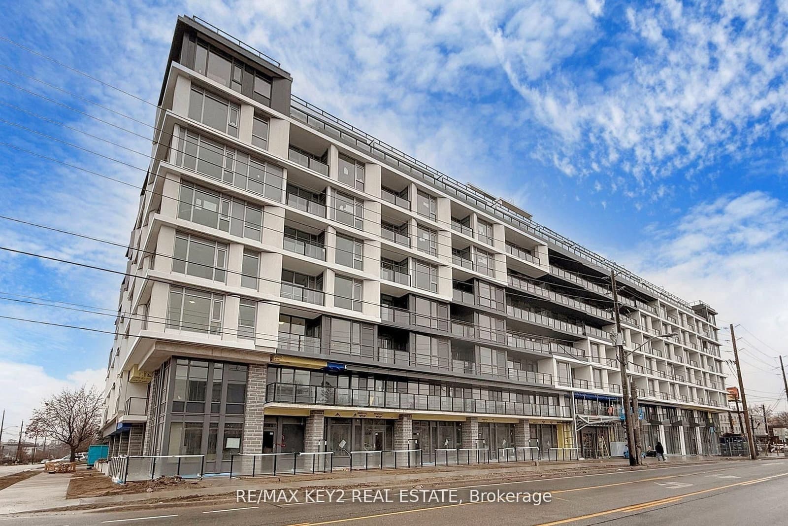 556 Marlee Avenue, Unit 425 - Image 1