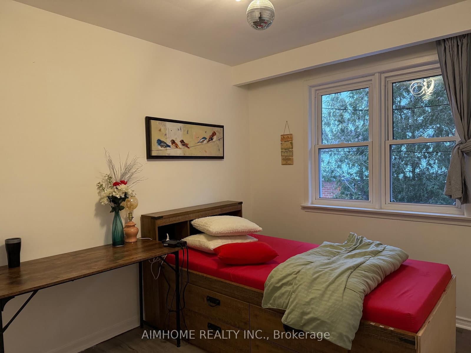68 Claver Avenue, Unit #2 room thumbnail 2