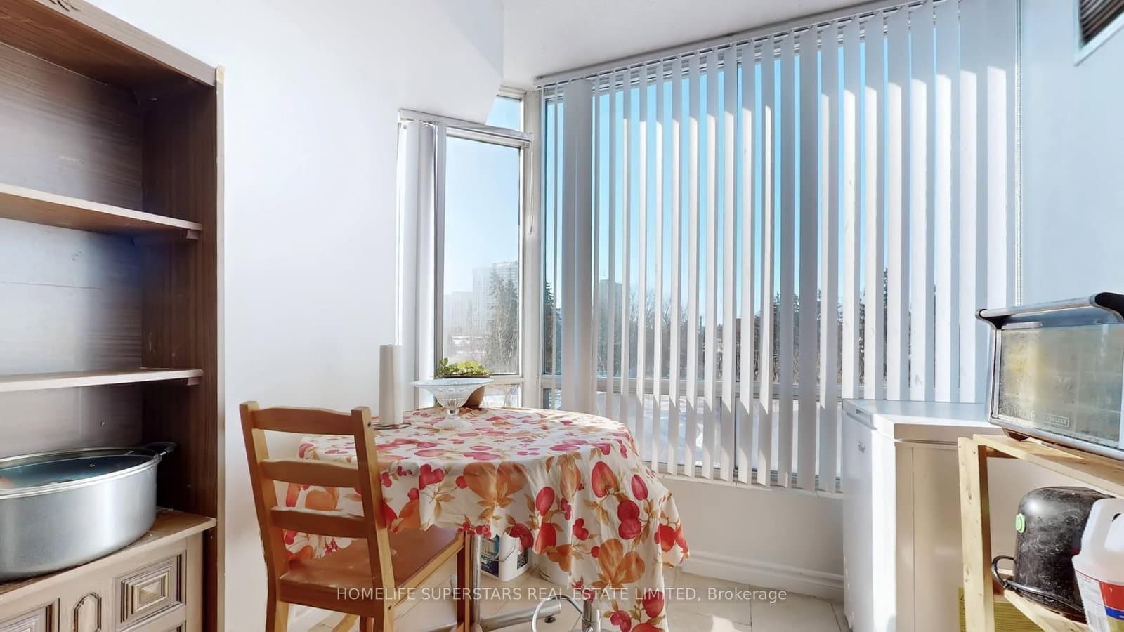 26 Hanover Road, Unit 301 thumbnail 18