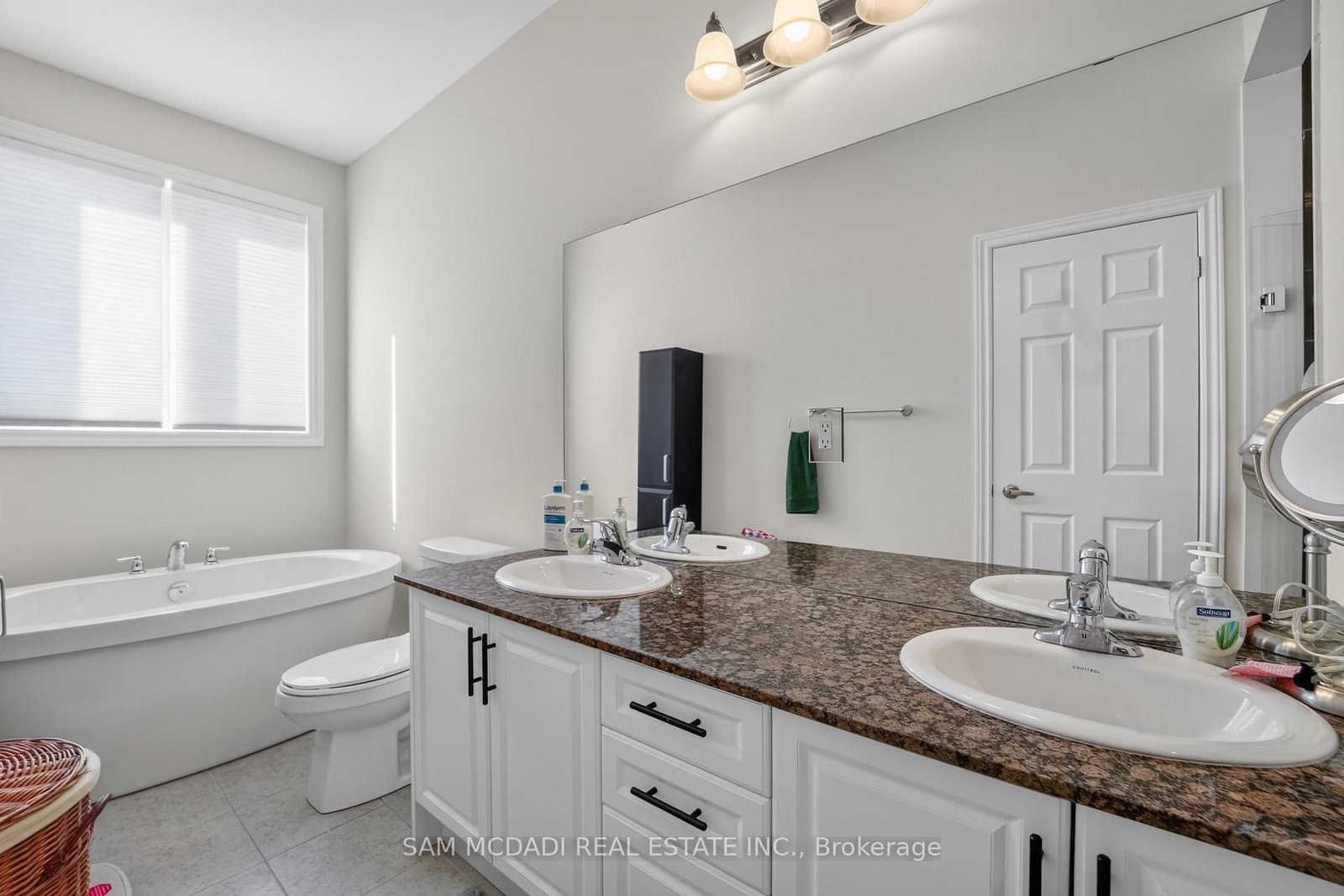 1402 Almonte Drive thumbnail 23