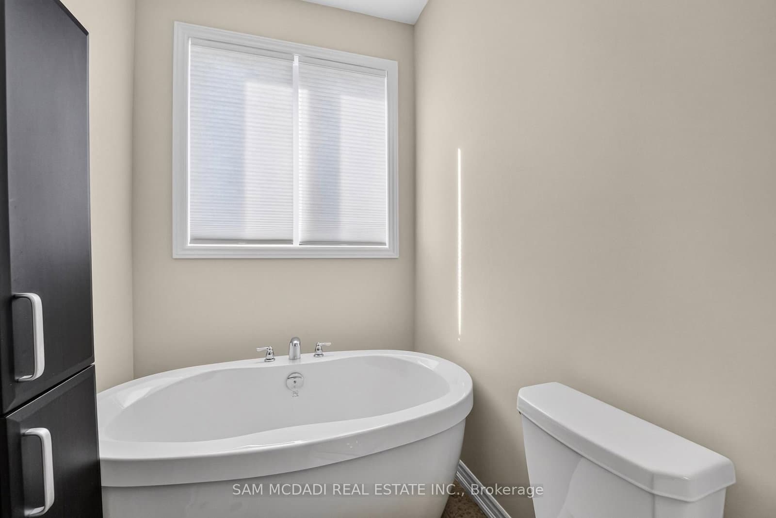 1402 Almonte Drive thumbnail 24