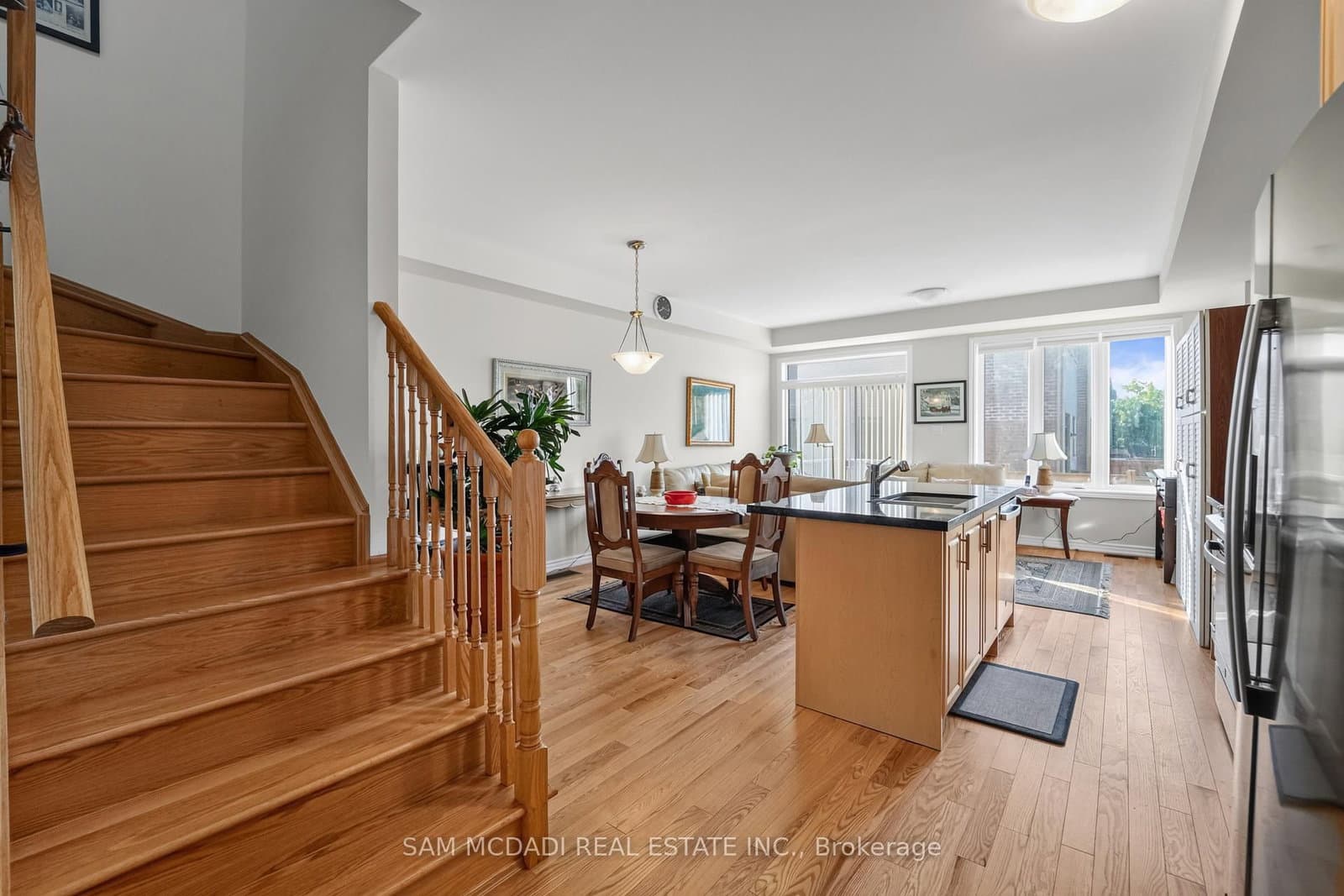 1402 Almonte Drive thumbnail 5