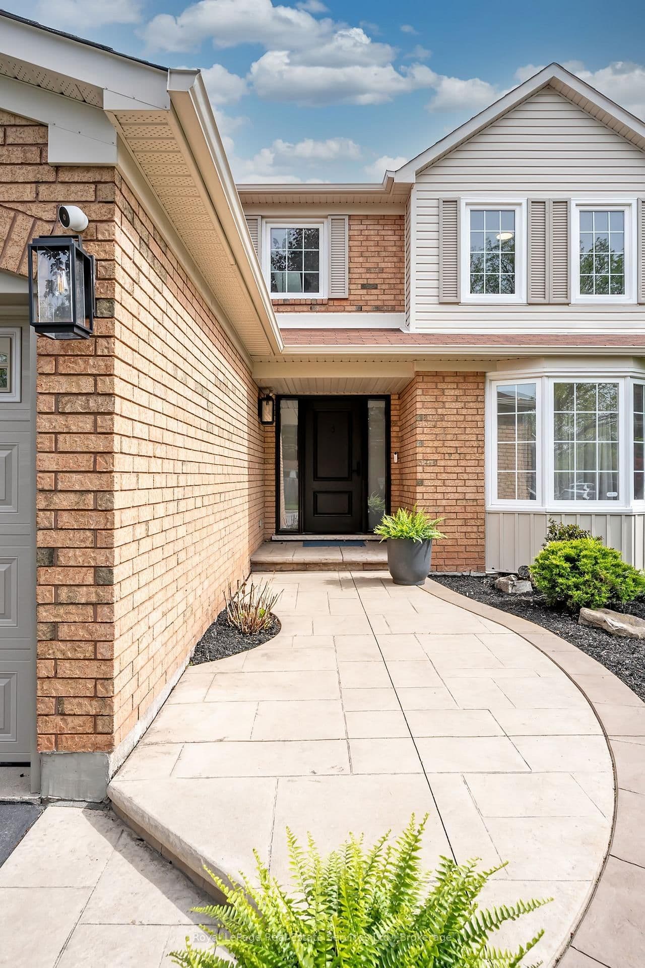 1429 Thistledown Road thumbnail 2