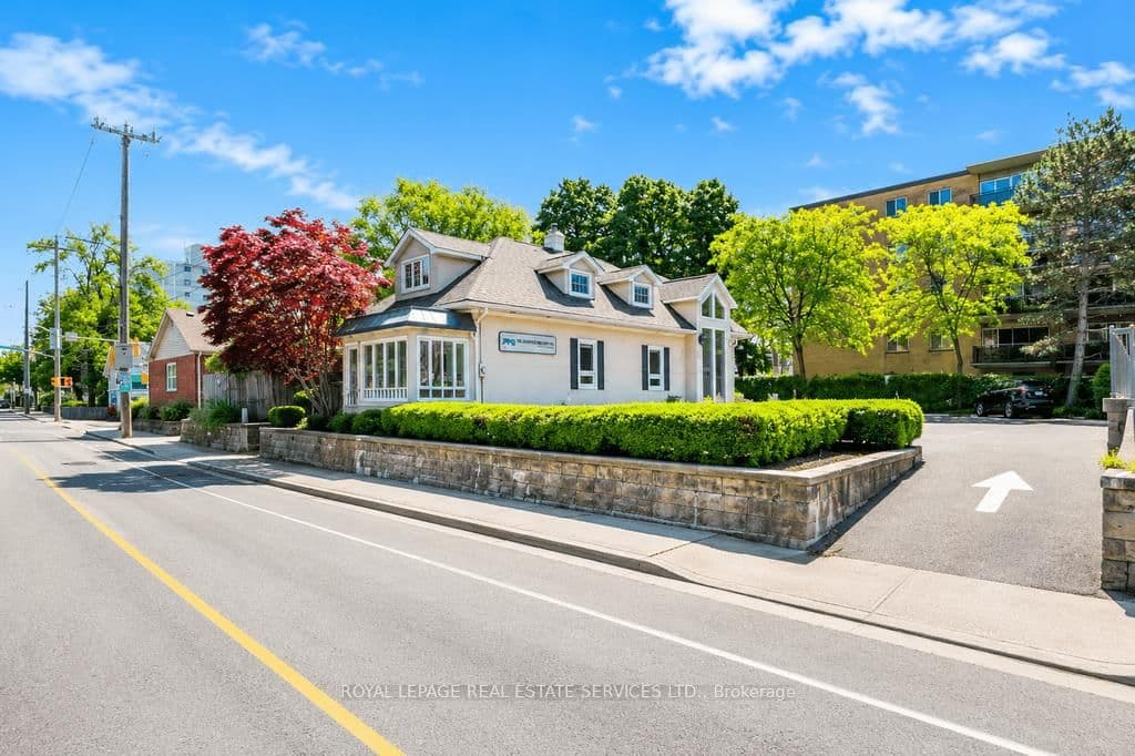 34 Rebecca Street - Image 1