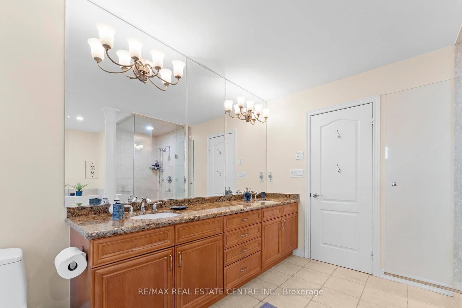 2454 Springforest Drive thumbnail 33