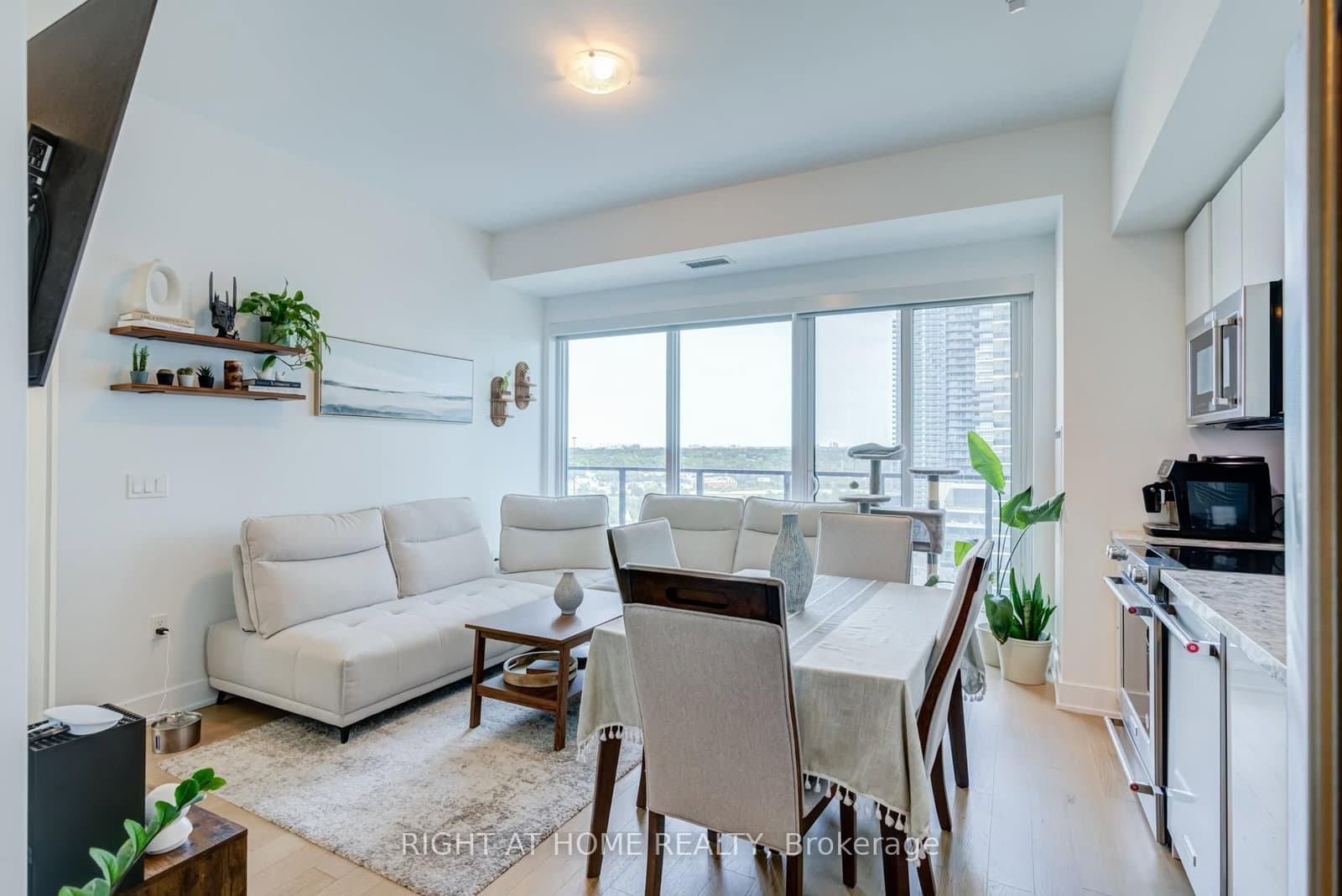 30 Shore Breeze Drive, Unit 1413 - Image 1