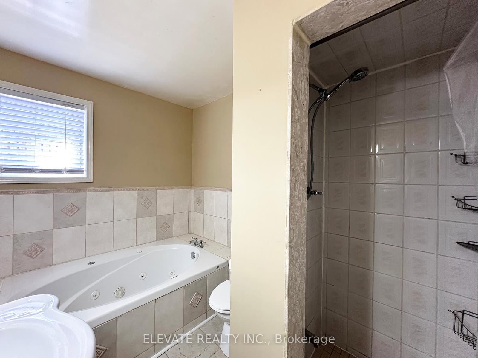336 Edenbrook Hill Drive, Unit Basement thumbnail 8