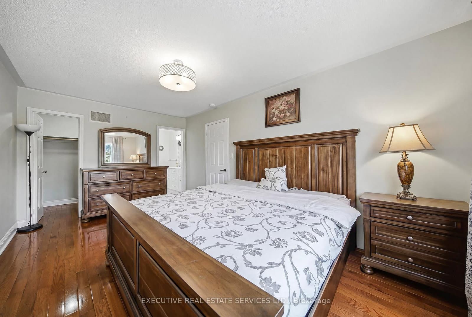51 Worthington Avenue thumbnail 17