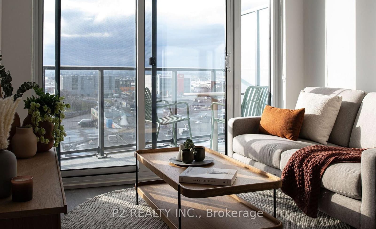 36 Zorra Street, Unit 3401 thumbnail 6