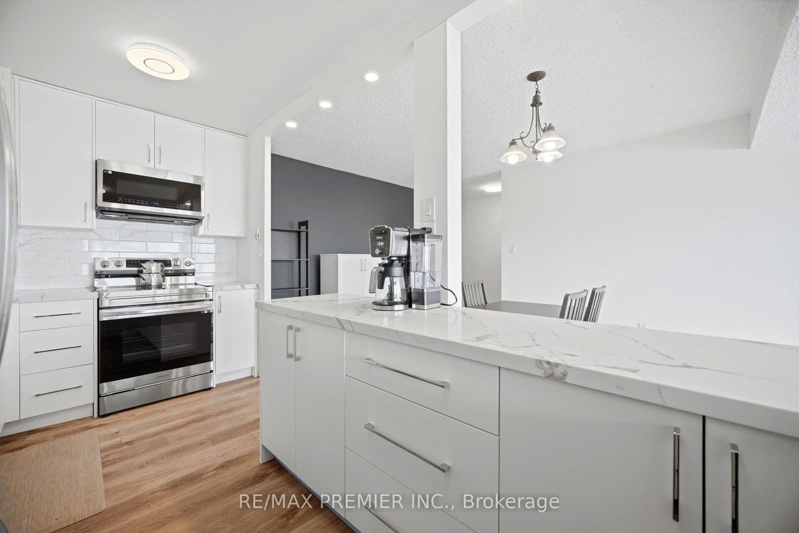 1 Four Winds Drive, Unit 701 thumbnail 18
