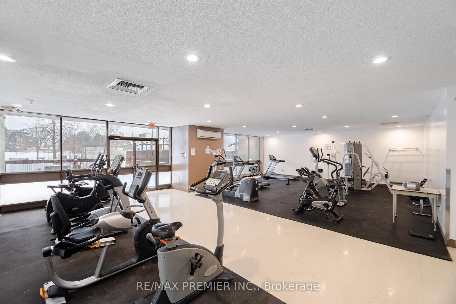 1 Four Winds Drive, Unit 701 thumbnail 36