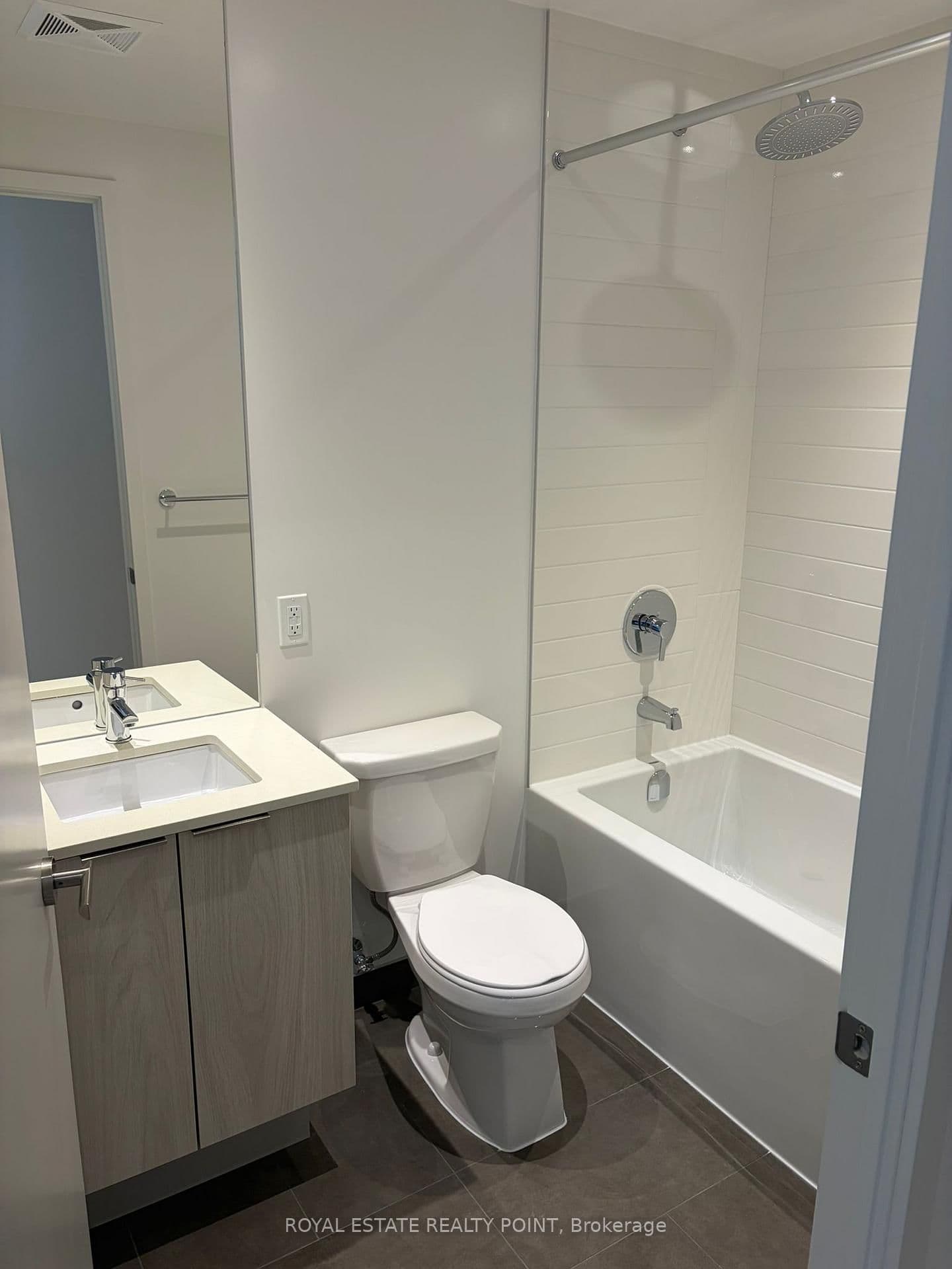 448 Burnhamthorpe Road W, Unit 4001 thumbnail 5