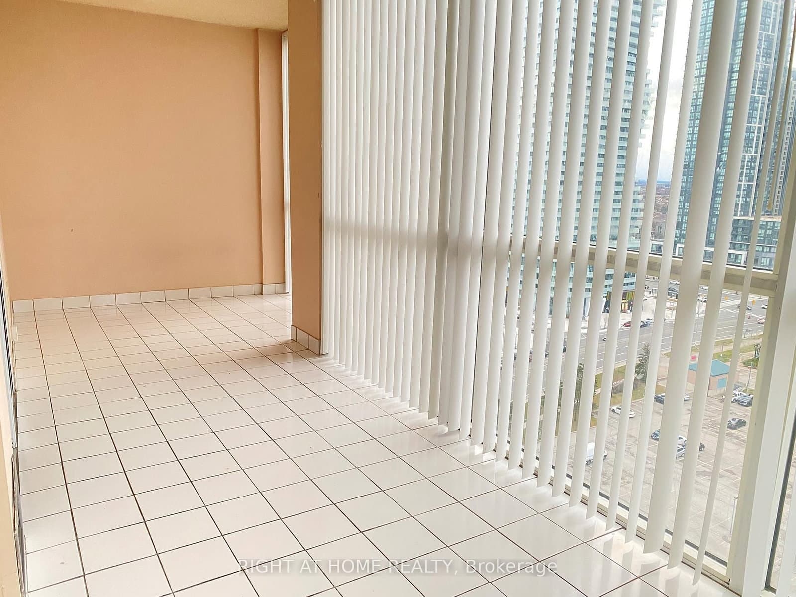 350 Webb Drive, Unit 1807 thumbnail 16