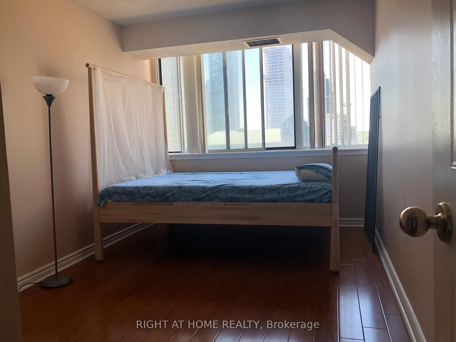 350 Webb Drive, Unit 1807 thumbnail 27