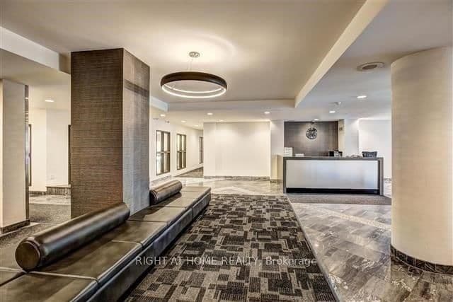350 Webb Drive, Unit 1807 thumbnail 3