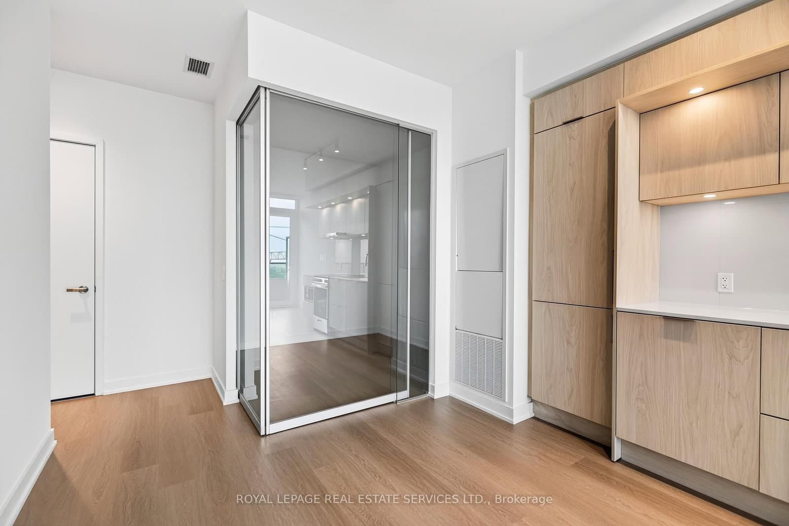 448 Burnhamthorpe Road W, Unit 5101 thumbnail 18