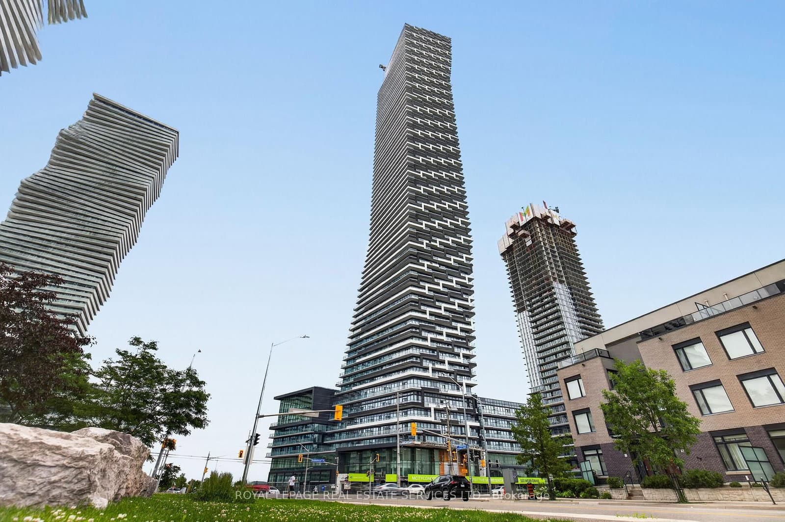 448 Burnhamthorpe Road W, Unit 5101 thumbnail 2