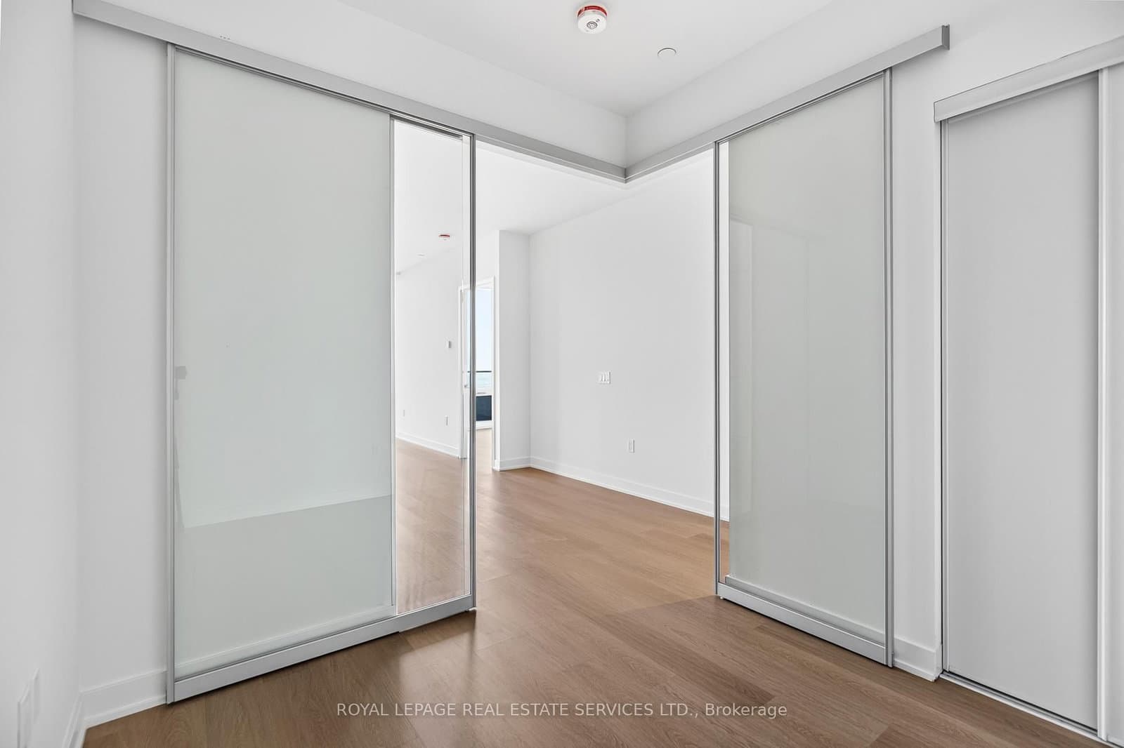 448 Burnhamthorpe Road W, Unit 5101 thumbnail 21