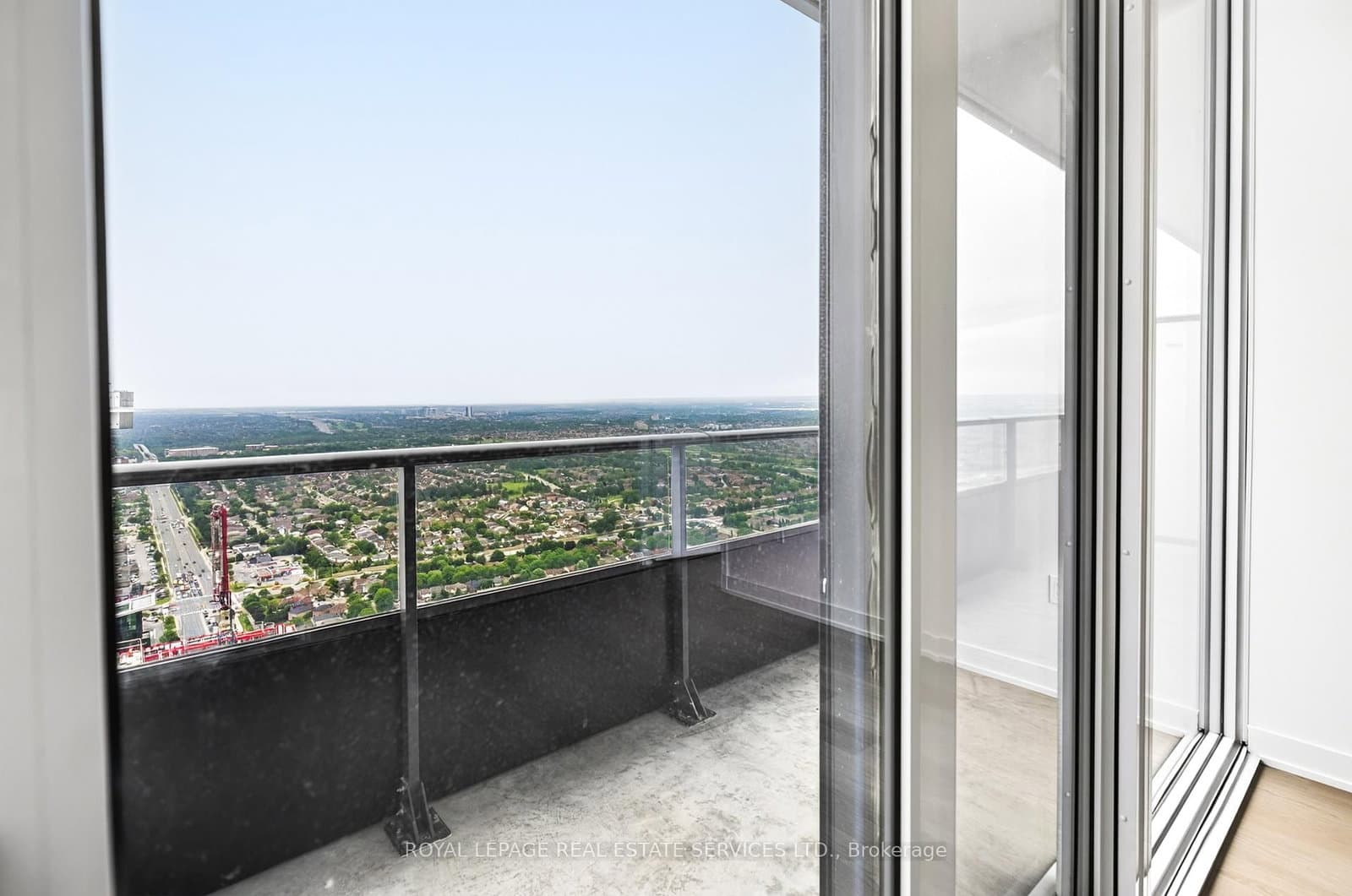 448 Burnhamthorpe Road W, Unit 5101 thumbnail 30