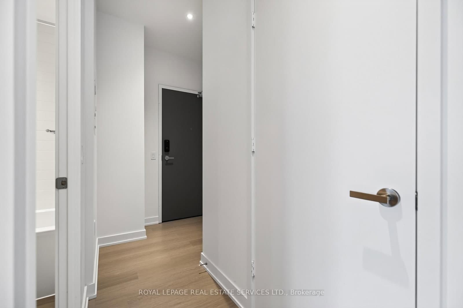 448 Burnhamthorpe Road W, Unit 5101 thumbnail 7