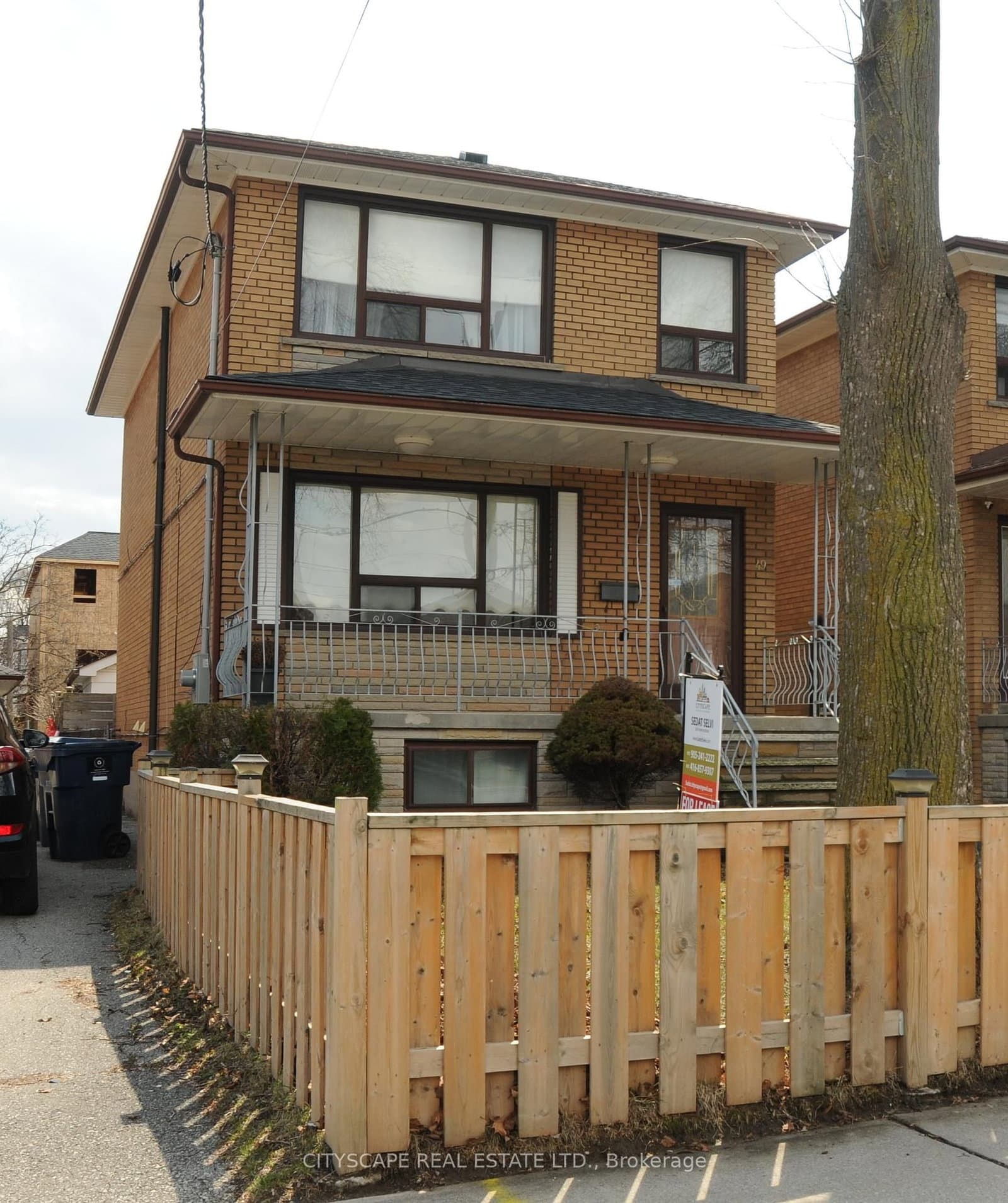 49 Algoma Street, Unit Upper floor thumbnail 2