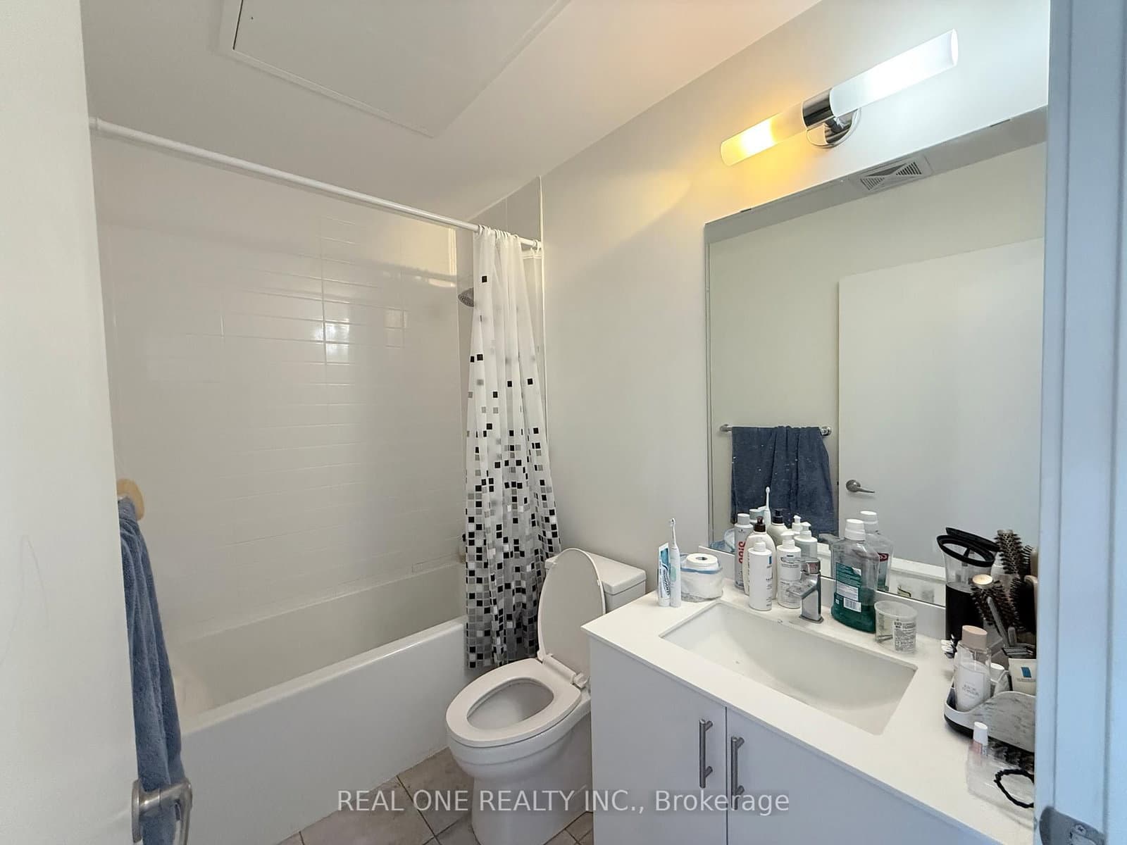 168 Sabina Drive, Unit 115 thumbnail 5