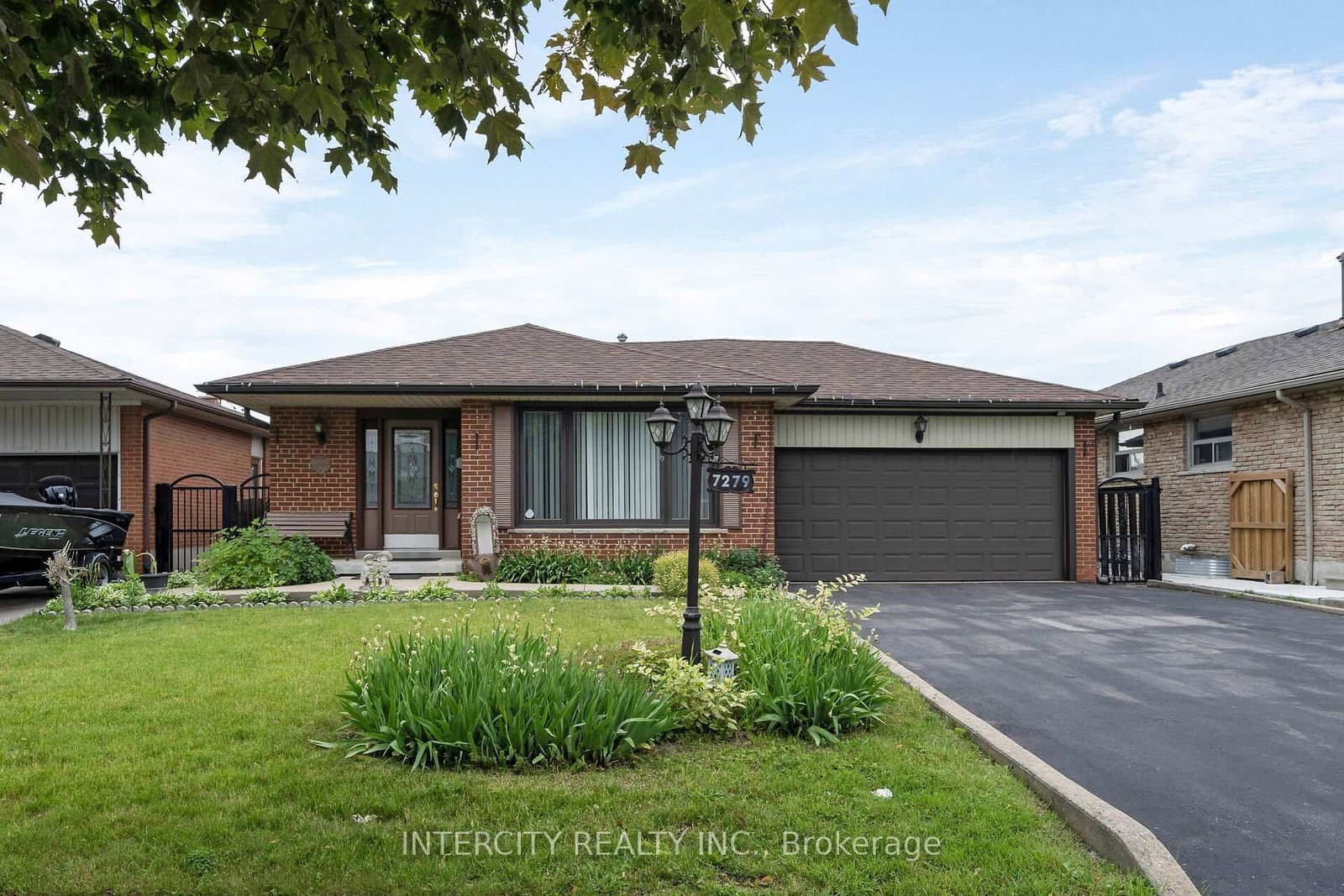 7279 Vernor Drive thumbnail 2