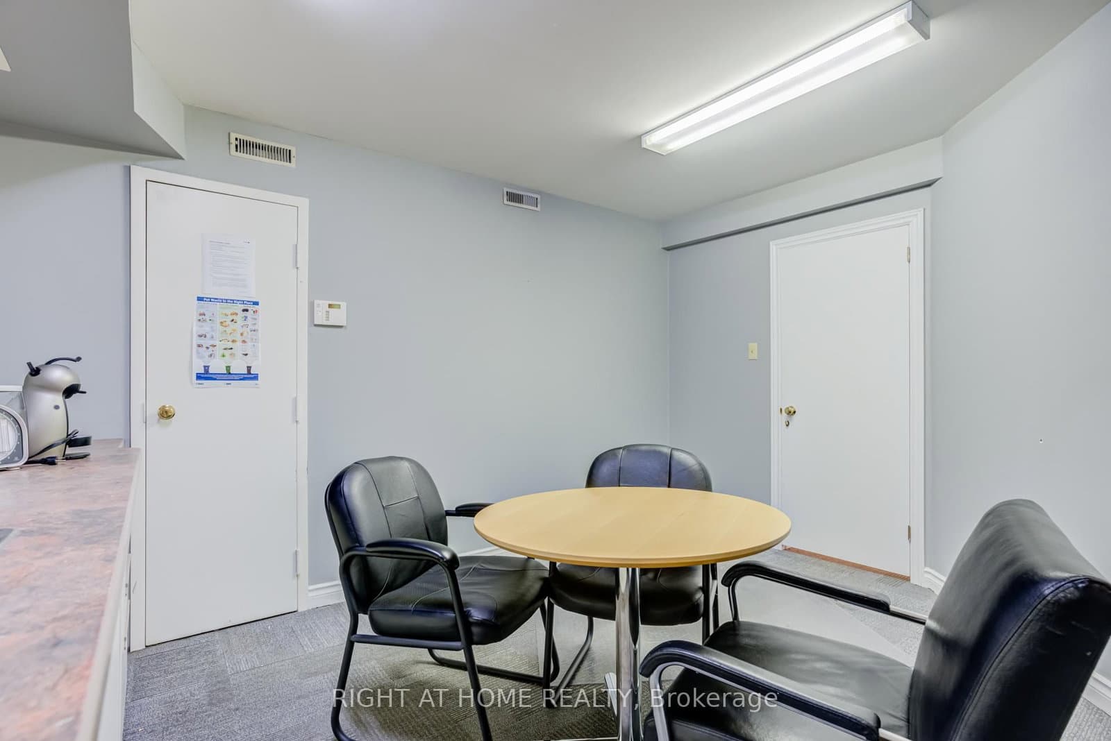 1 Rathburn Road, Unit Lower Level thumbnail 16