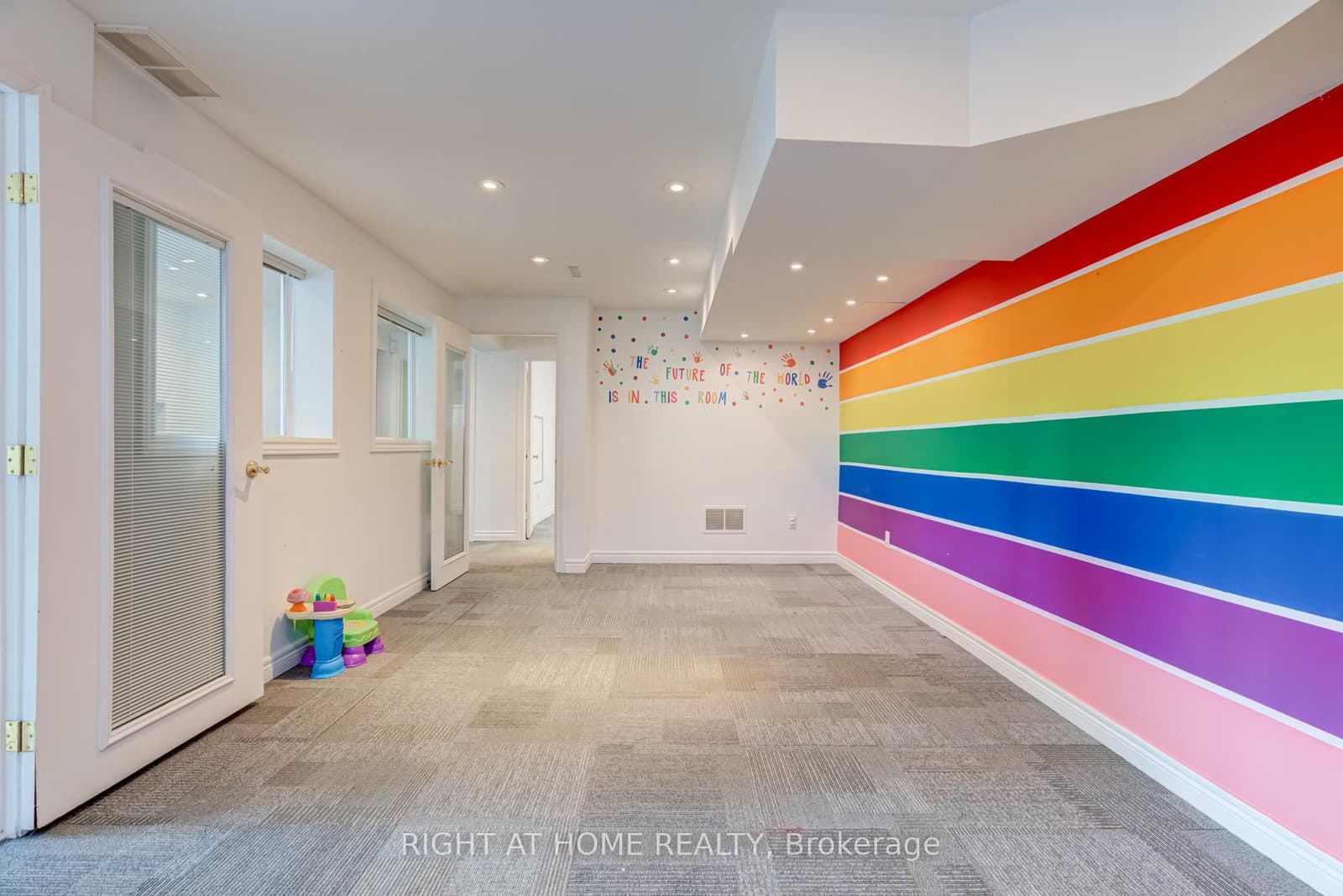 1 Rathburn Road, Unit Lower Level thumbnail 9