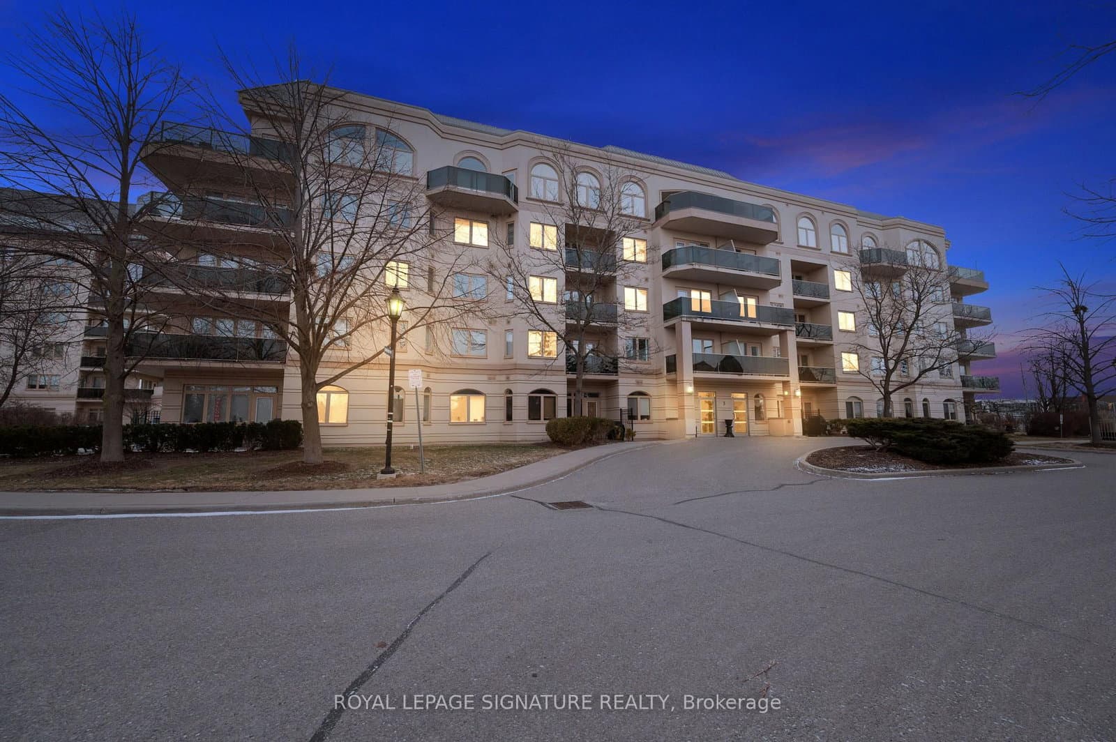 3 Dayspring Circle, Unit 205 - Image 1