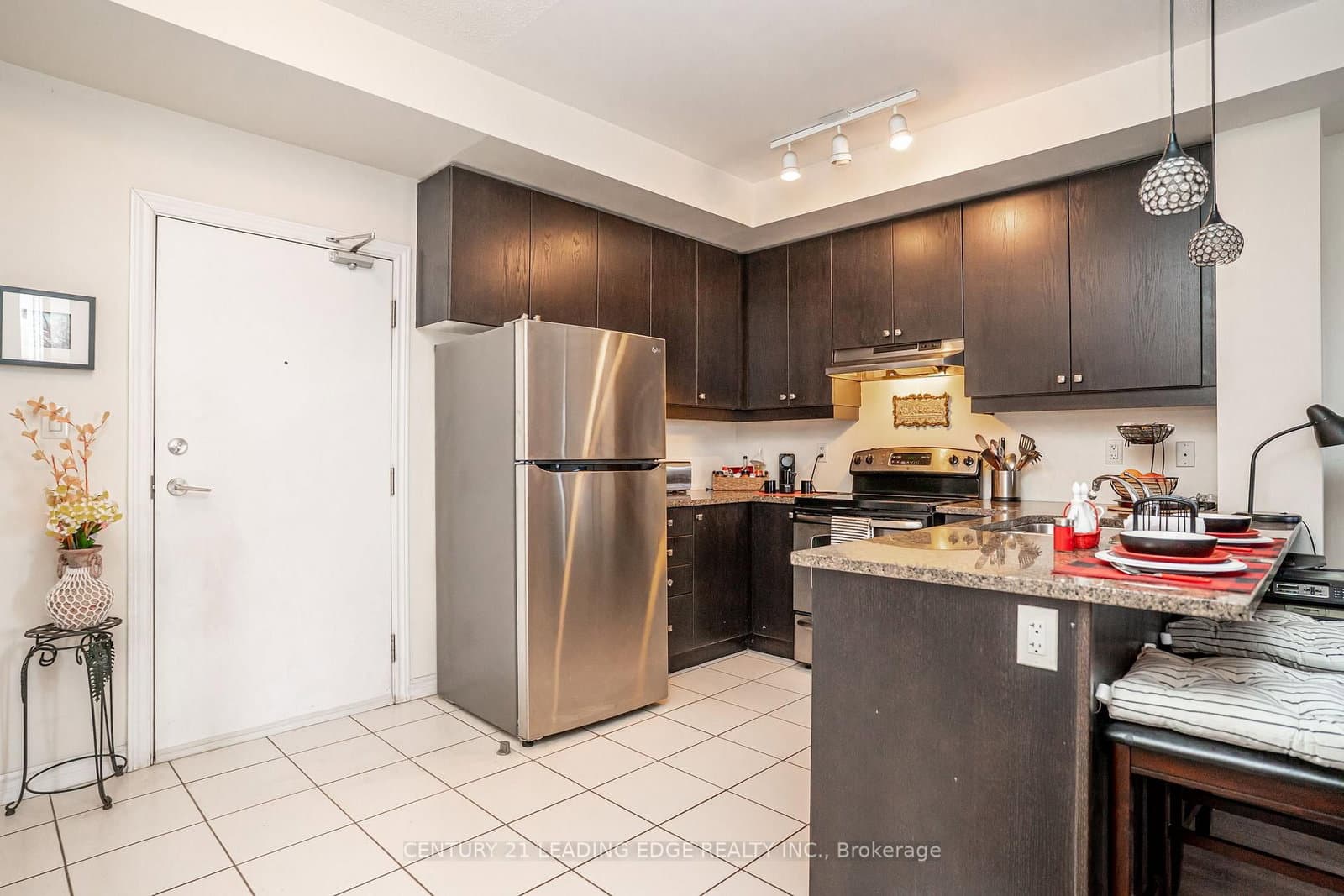 570 Lolita Gardens, Unit 421 thumbnail 11