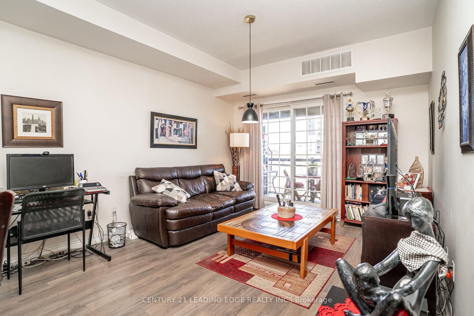 570 Lolita Gardens, Unit 421 thumbnail 14