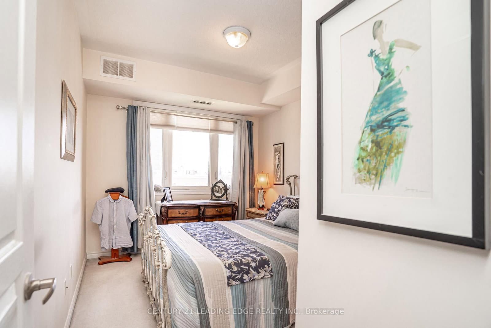 570 Lolita Gardens, Unit 421 thumbnail 21