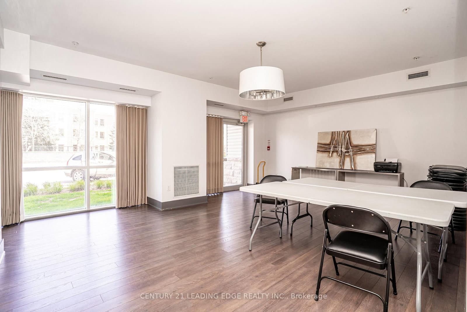 570 Lolita Gardens, Unit 421 thumbnail 28