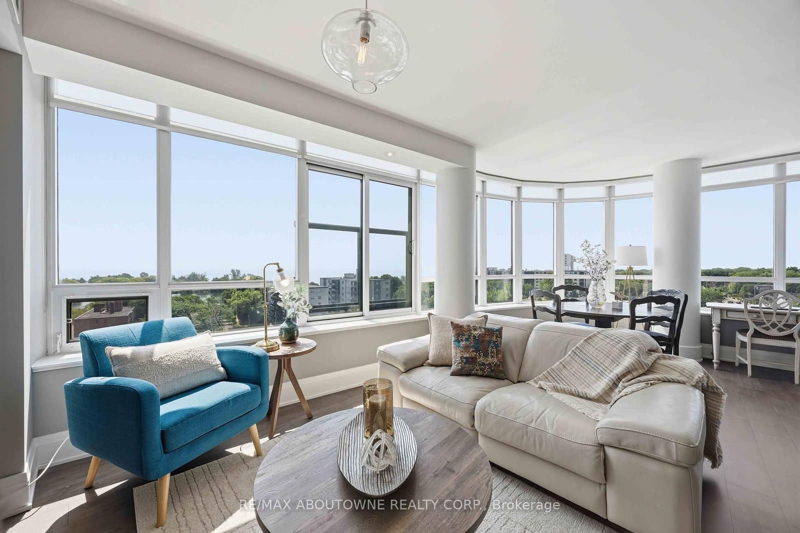 11 Superior Avenue, Unit 904 thumbnail 12