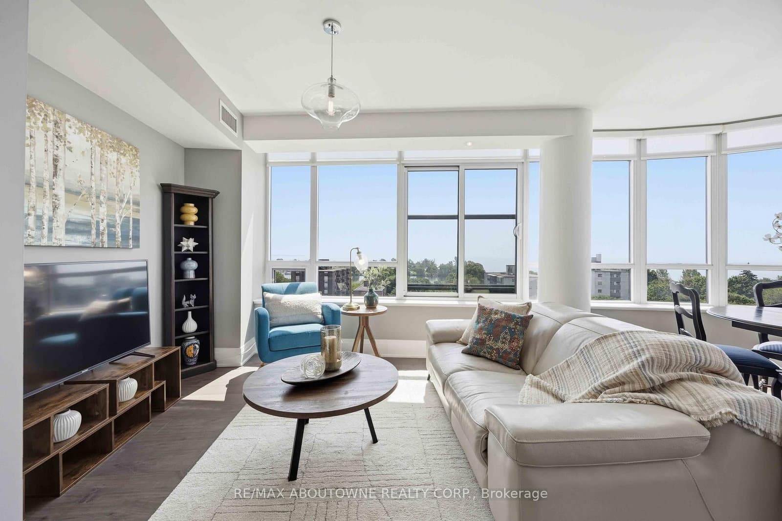 11 Superior Avenue, Unit 904 thumbnail 13
