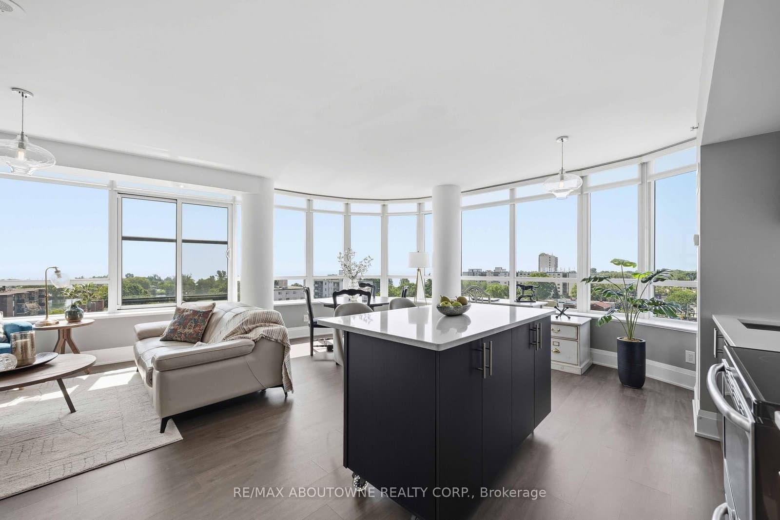 11 Superior Avenue, Unit 904 thumbnail 17