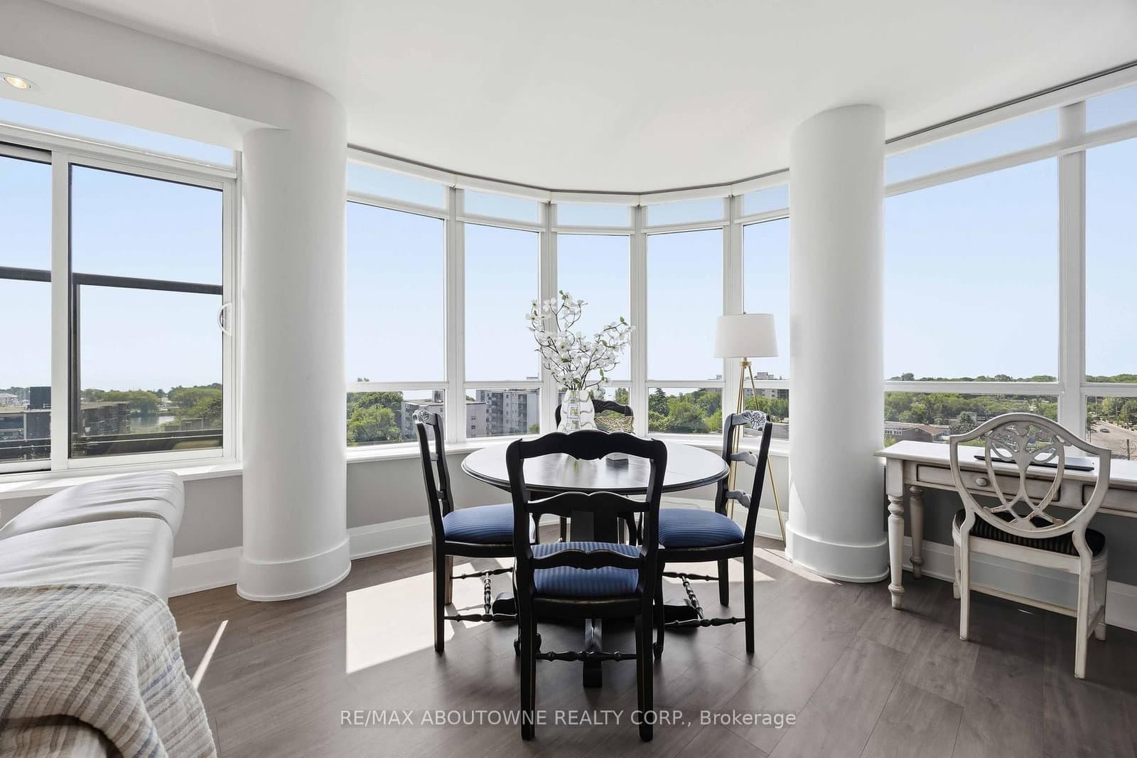 11 Superior Avenue, Unit 904 thumbnail 21