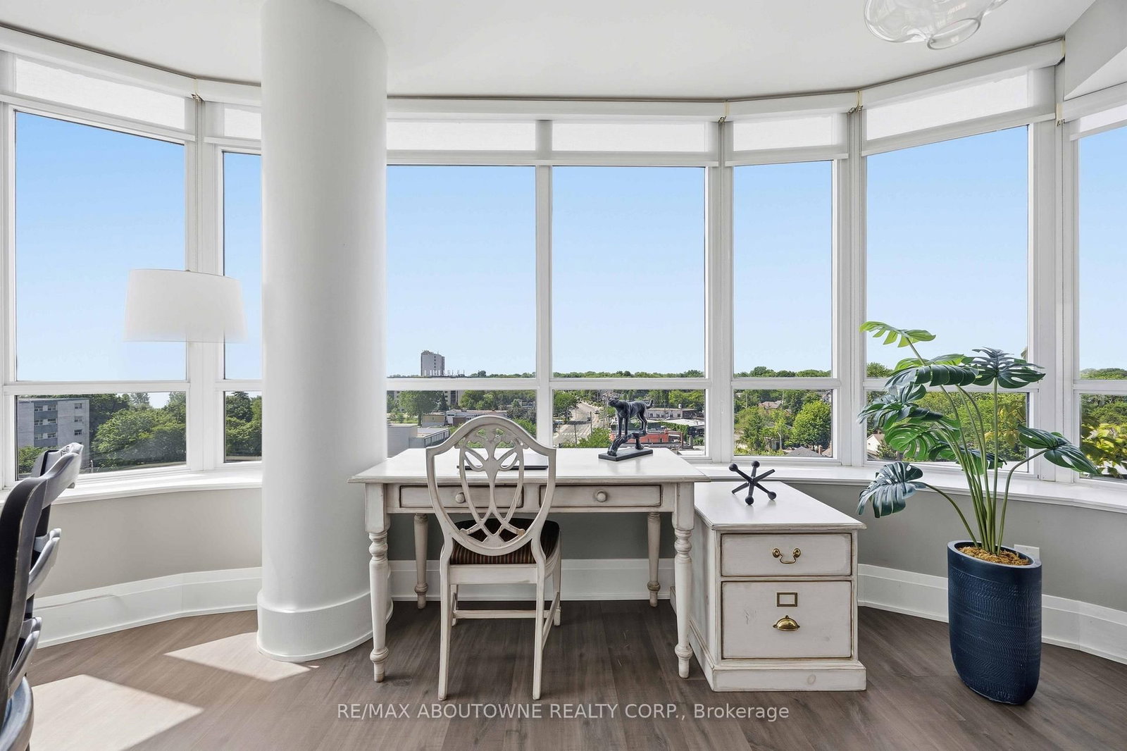 11 Superior Avenue, Unit 904 thumbnail 22