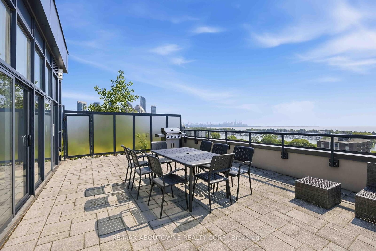 11 Superior Avenue, Unit 904 thumbnail 35