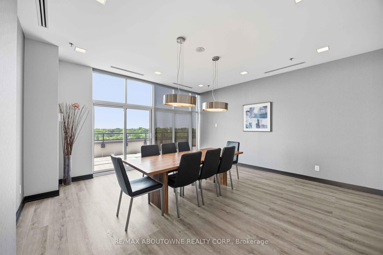 11 Superior Avenue, Unit 904 thumbnail 37