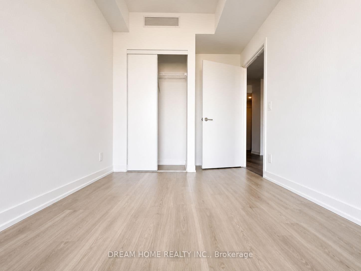 285 Dufferin Street, Unit 810 thumbnail 6